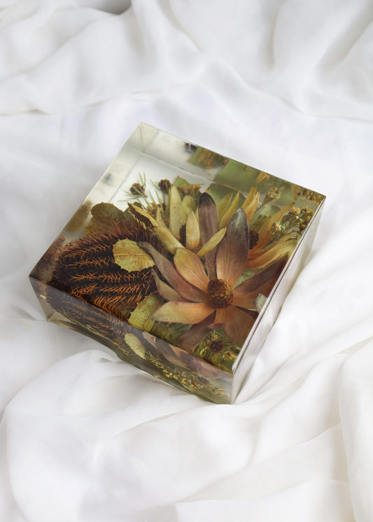 Resin Floral Square Block 15cm x15cm