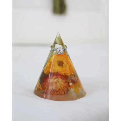 Resin Ring Holder